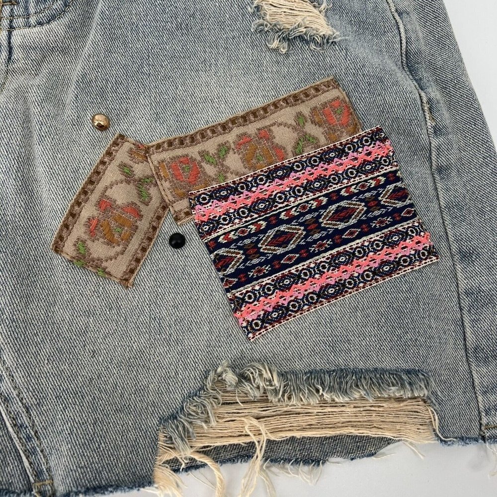 Cider Women's Blue Denim Jean‎ Boho Patchwork Mini Skirt S NWT Studs Distressed